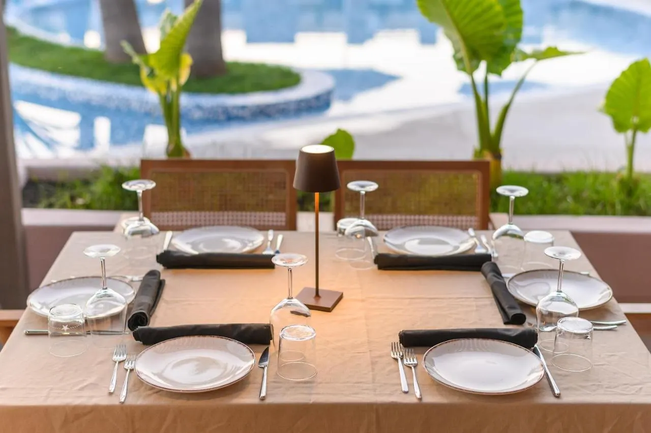 Miamar Luxury Hotel & Spa Himare