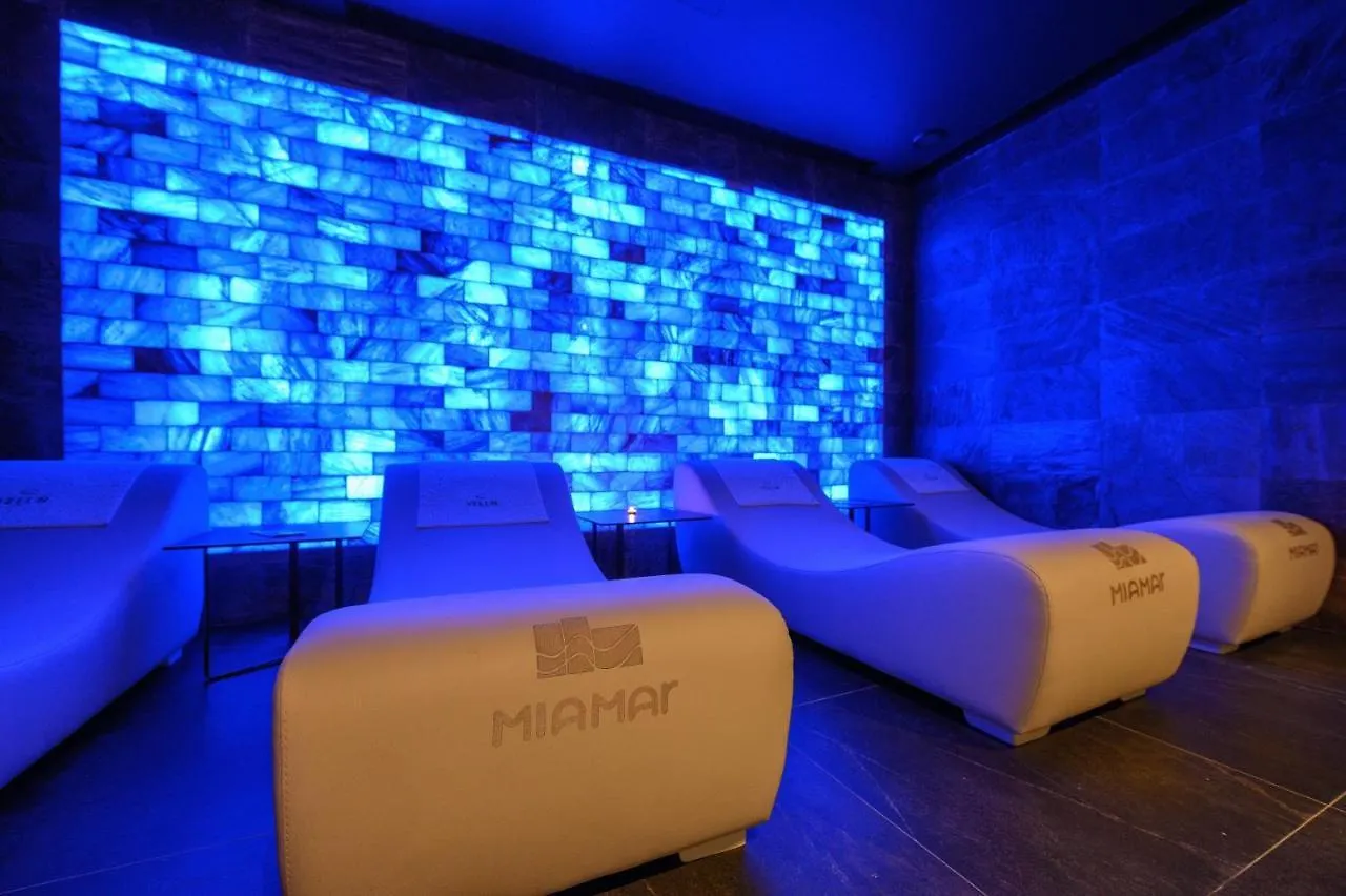 Miamar Luxury Hotel & Spa Himare 5*,